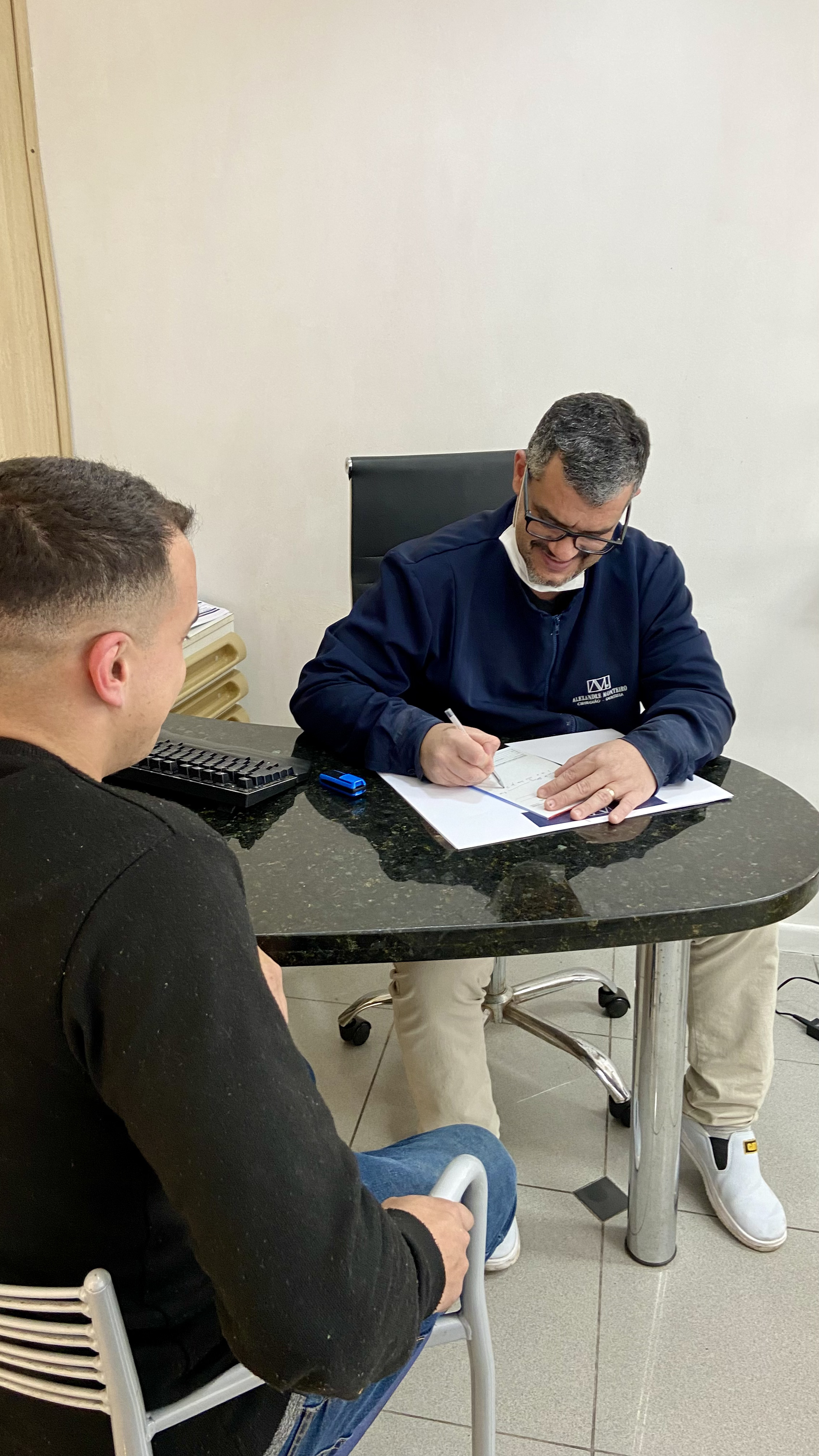 Paciente interagindo com o consultório 2